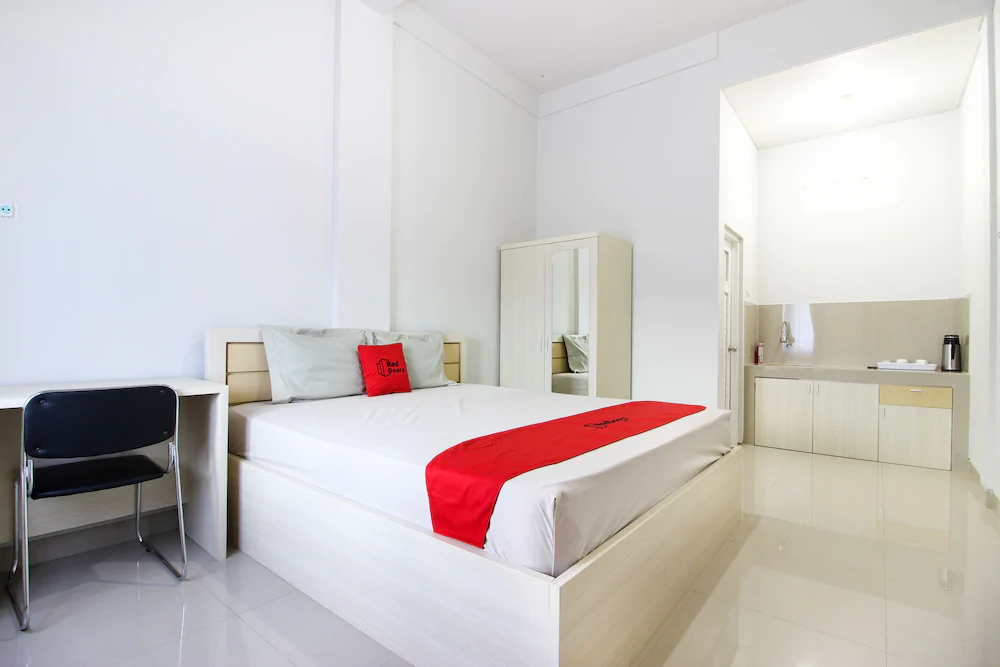 Griya Izzara By RedDoorz