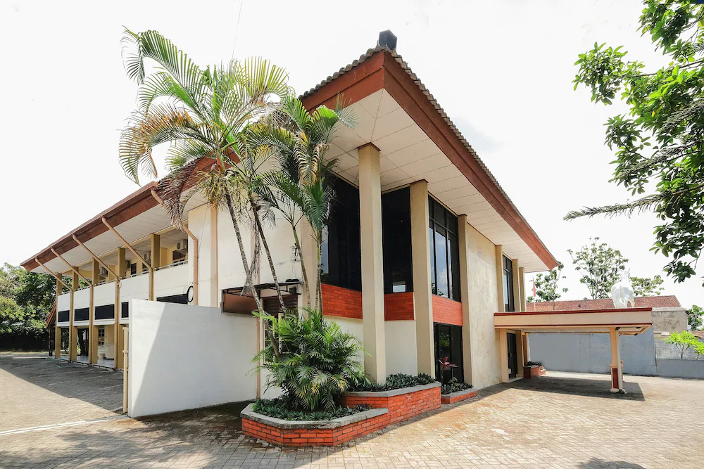 Hotel Kuda Putih by OYO Rooms