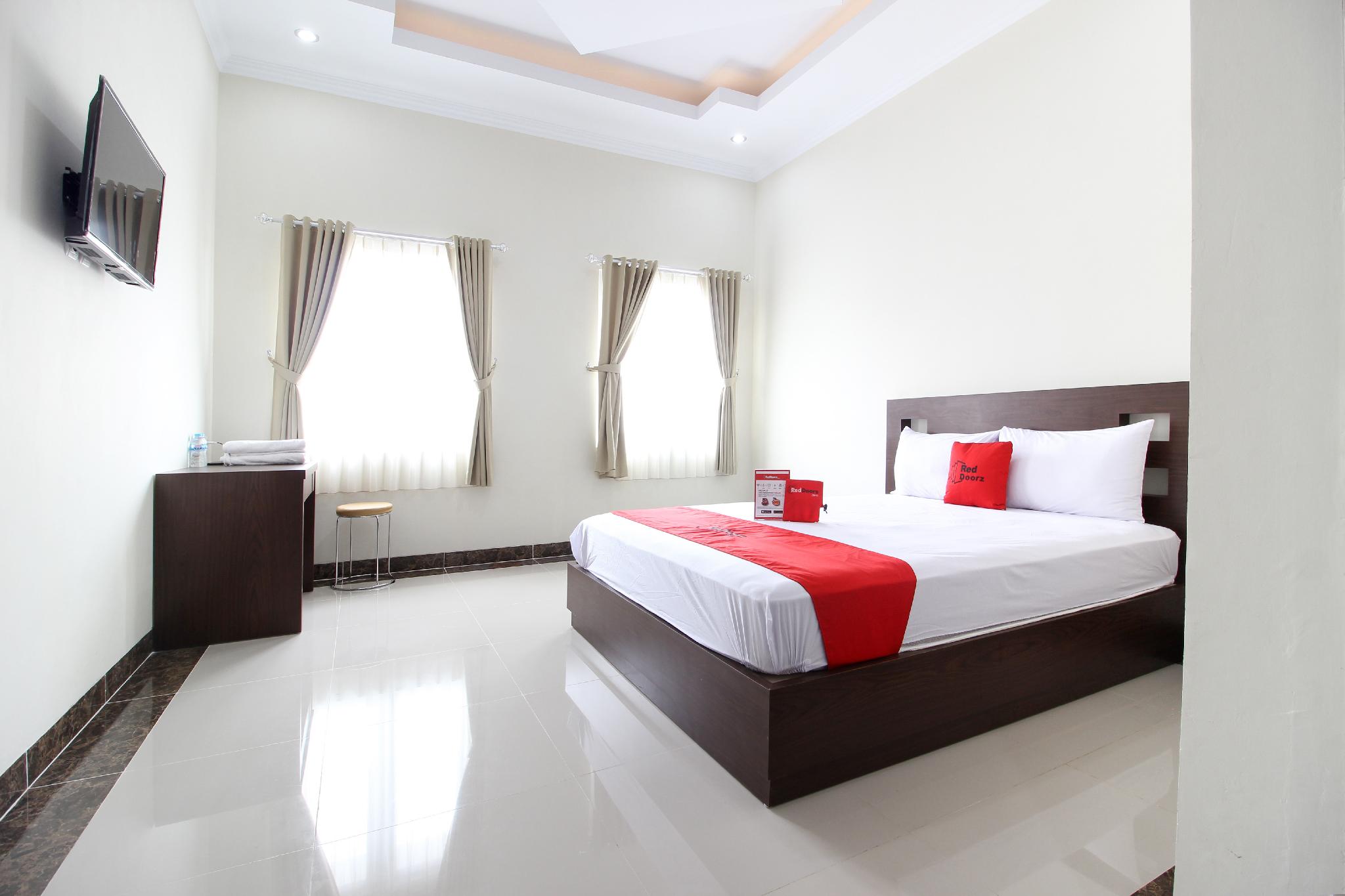 Urbanview Hotel Syariah Casa Azmya Yogyakarta by RedDoorz