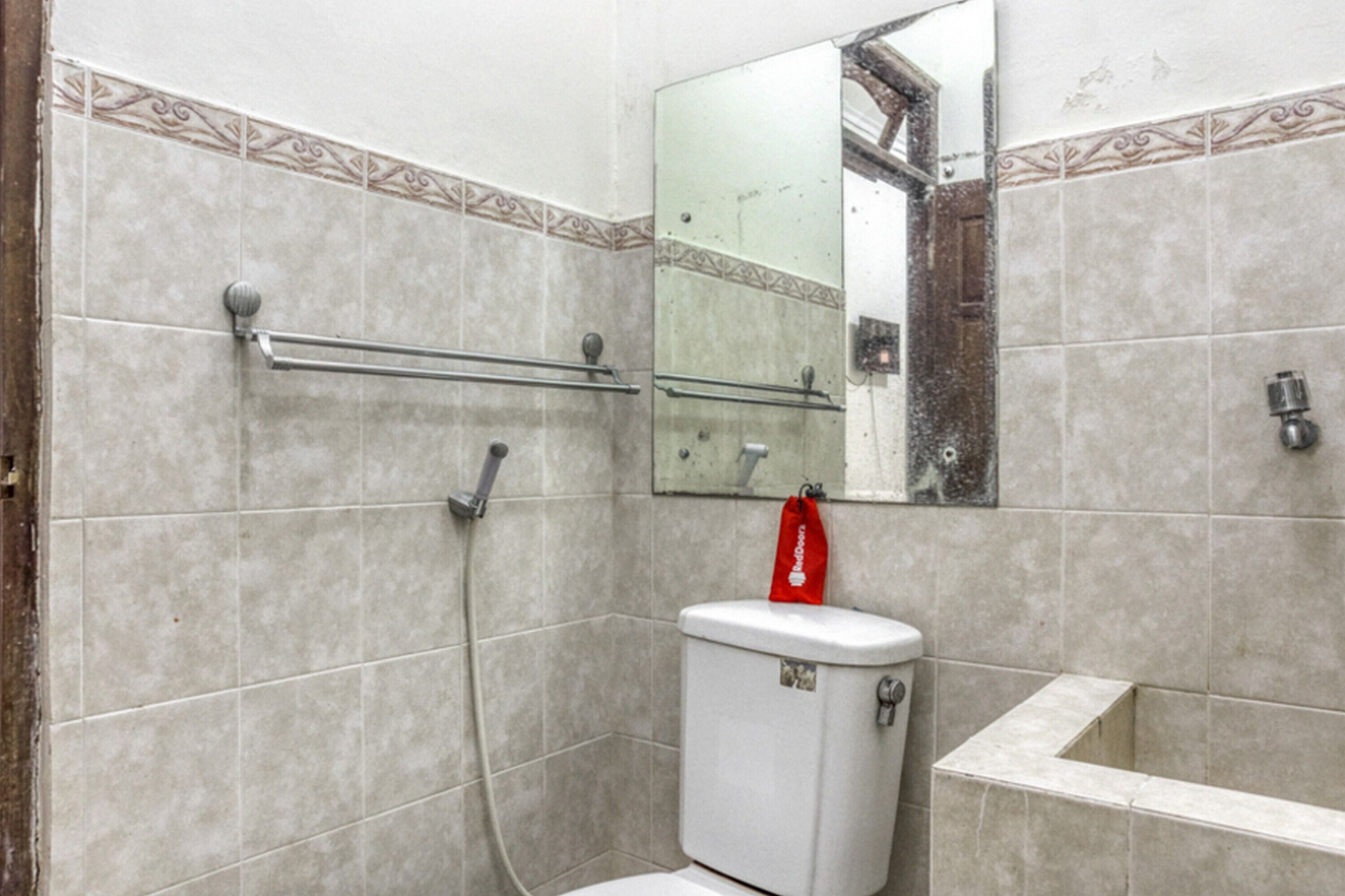 Reddoorz Syariah @ Raya Tajem Maguwo