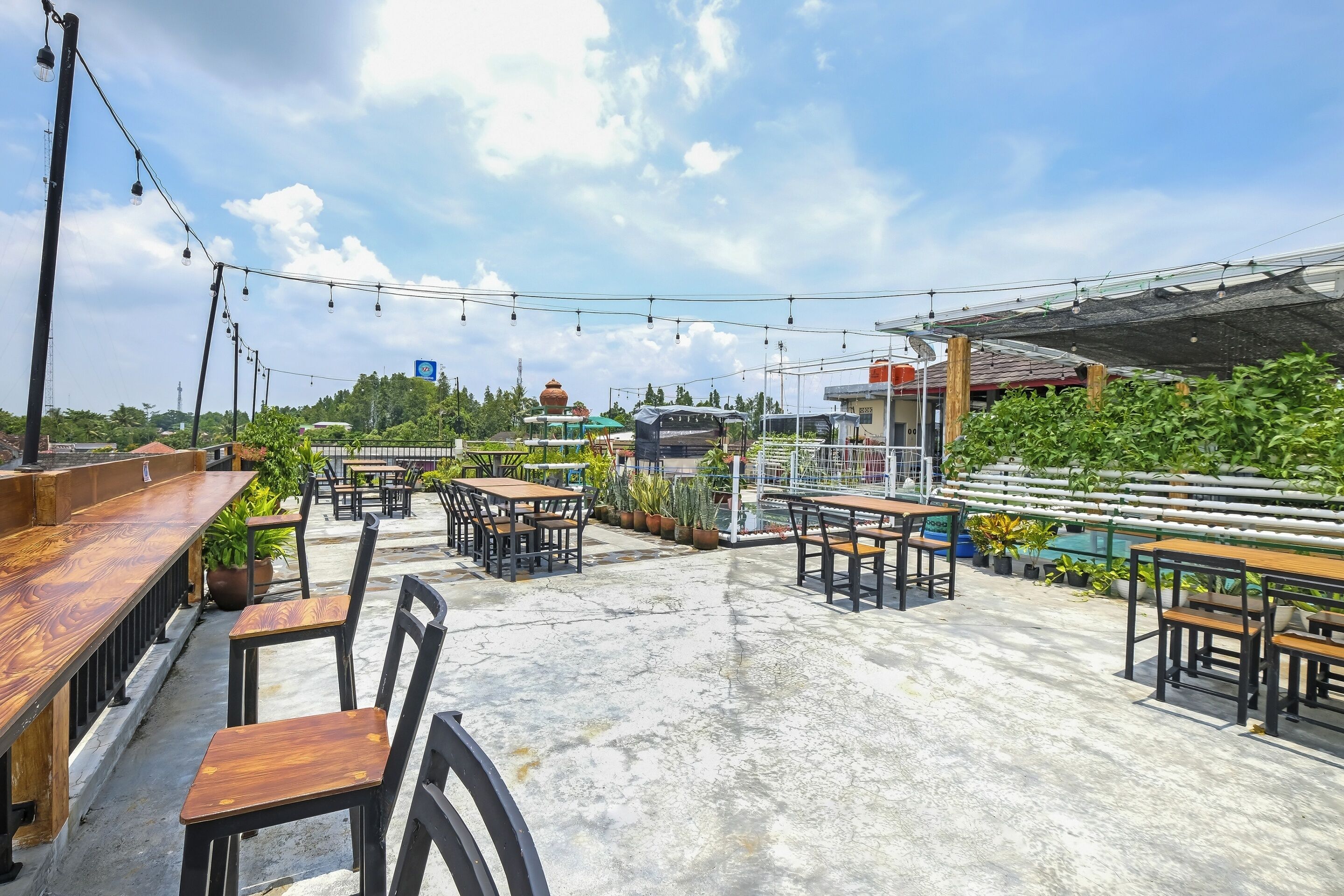 SUPER OYO 90905 Dangau Datuk Guesthouse