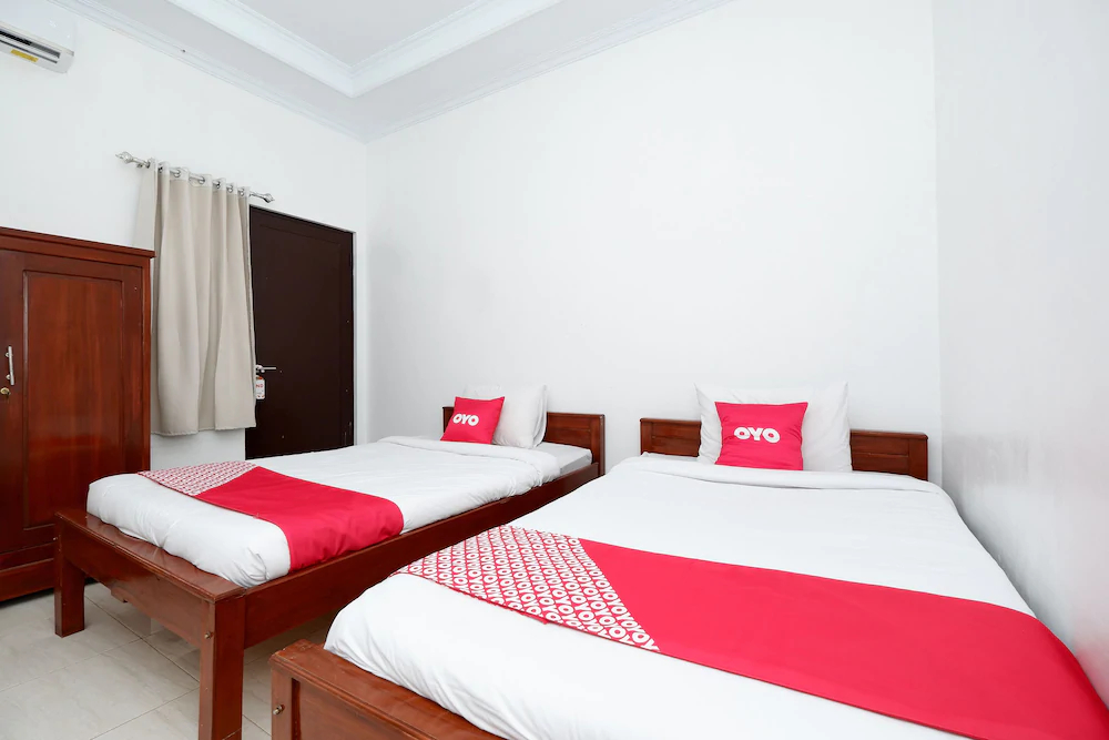 Griya Ria by OYO Rooms