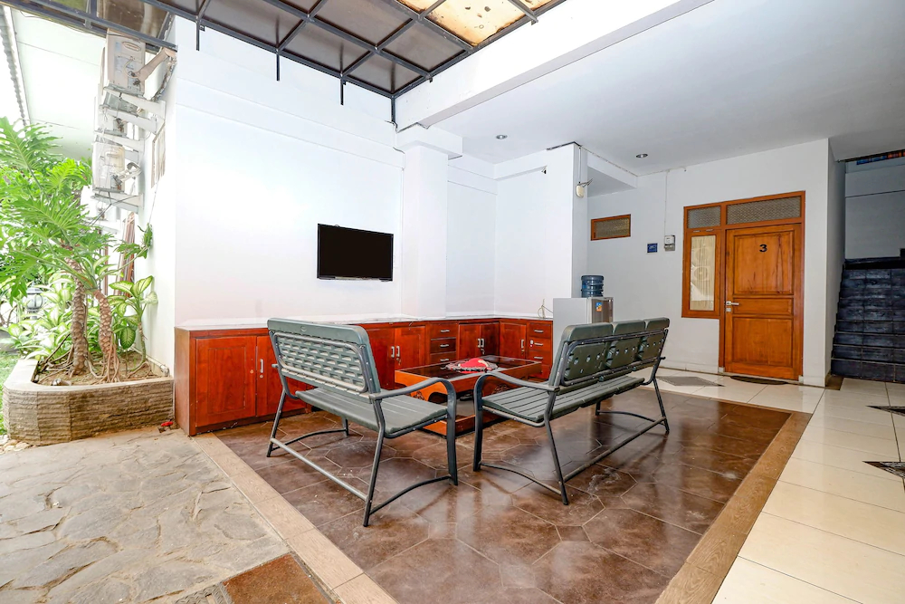 Sweet Home by OYO Rooms