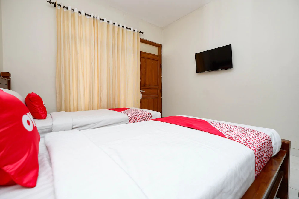 Sweet Home by OYO Rooms