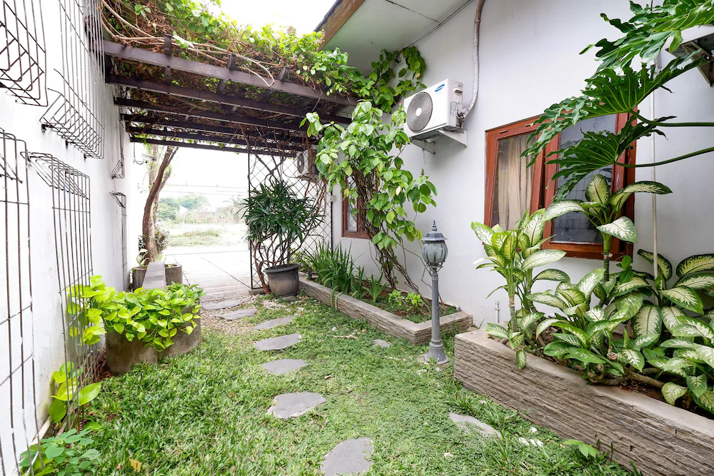 Sweet Home by OYO Rooms