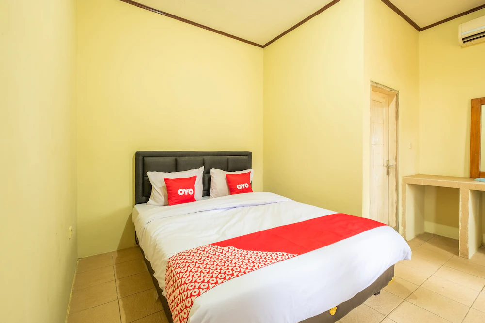 OYO 951 Cempaka Ratu Beach Resort