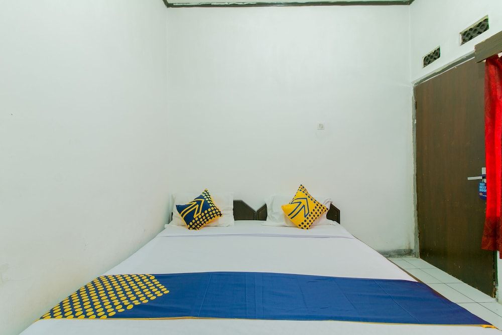 Hotel Mustika Widyasari by OYO Rooms