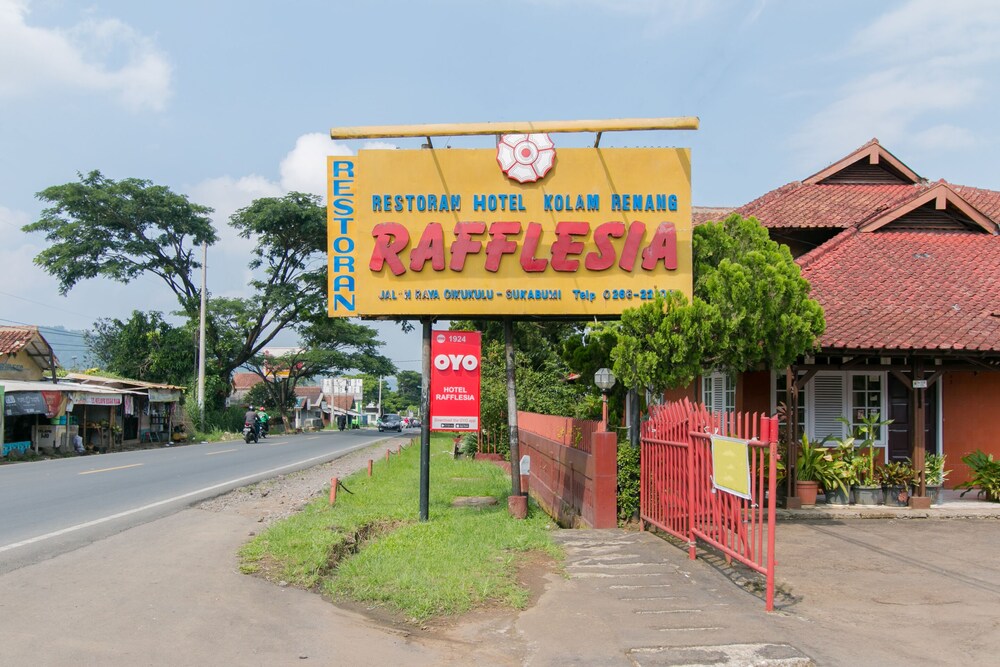 Hotel Rafflesia by OYO Rooms