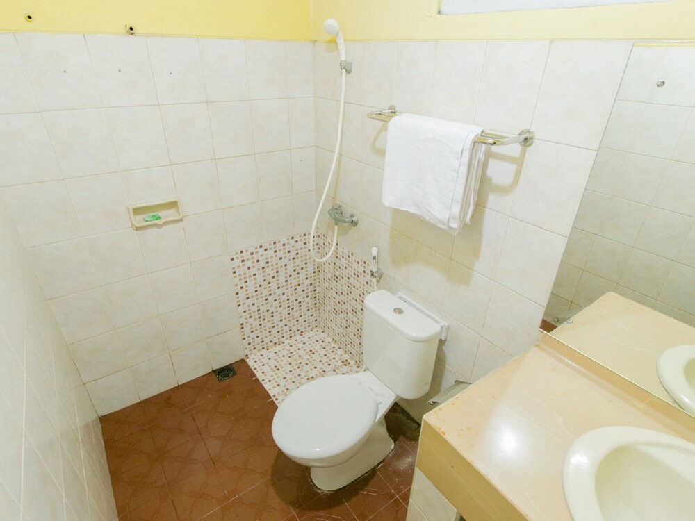 Hotel Rafflesia by OYO Rooms