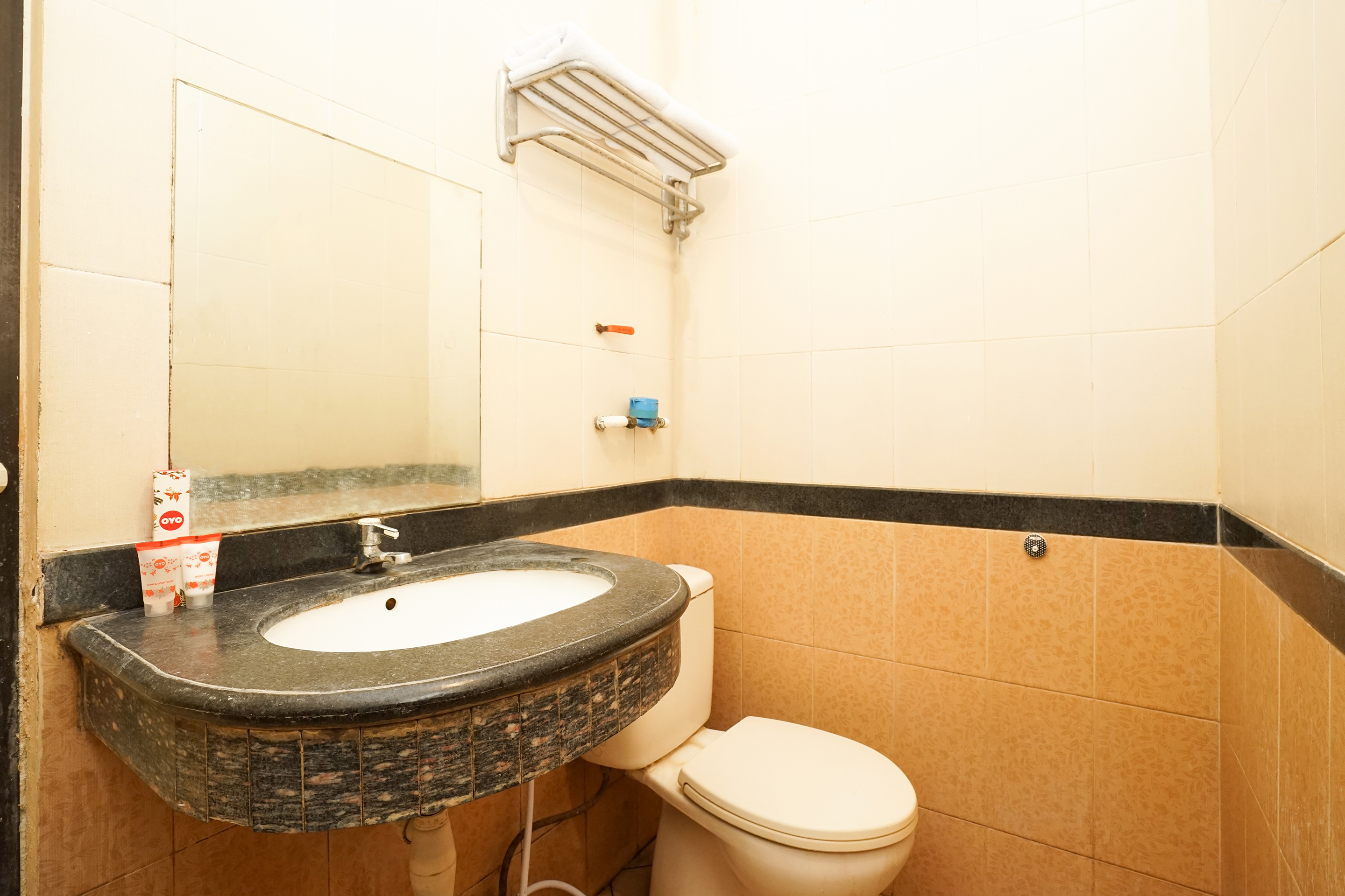 Alibaba Residence By OYO Rooms