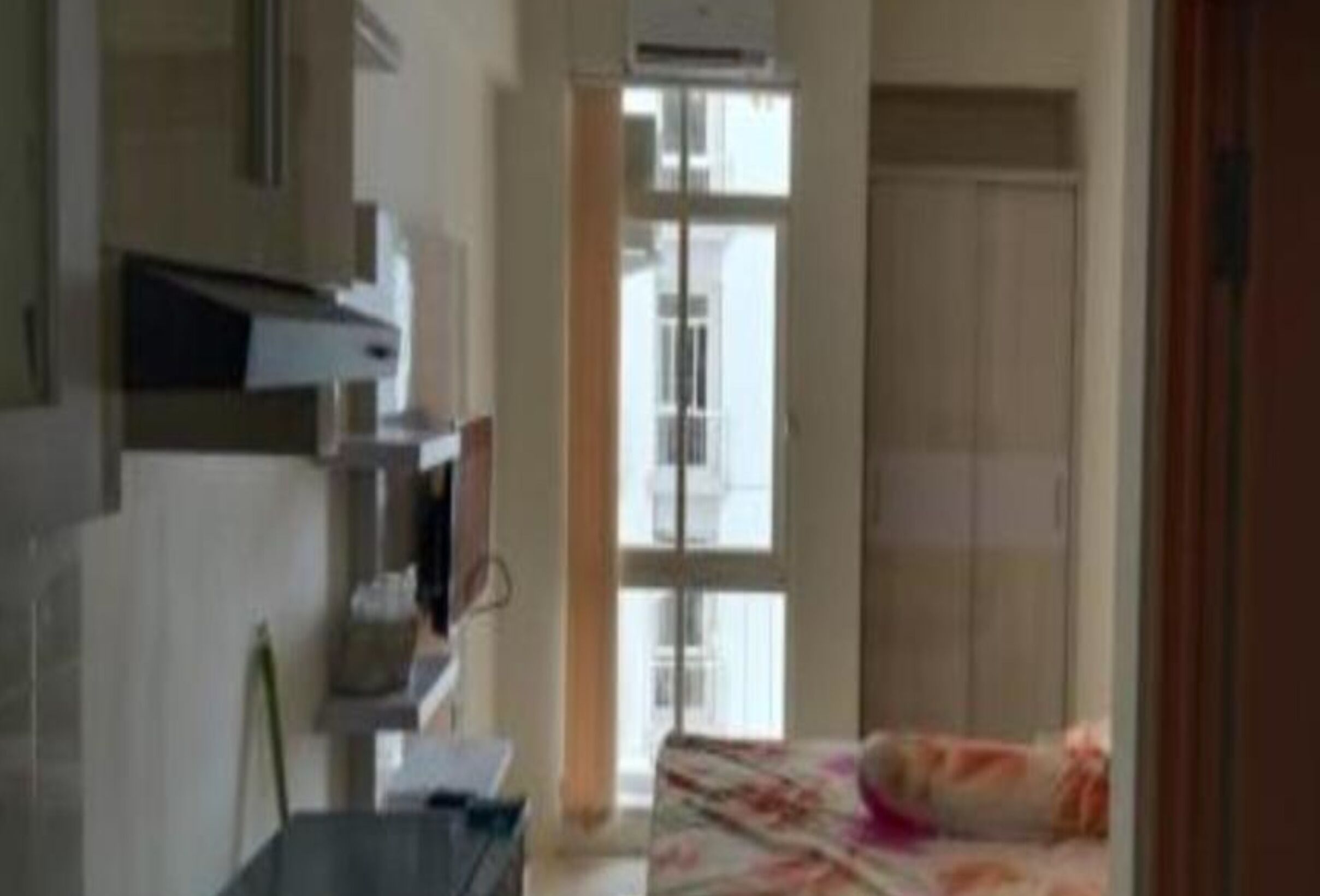 Bale Hinggil by Prafi