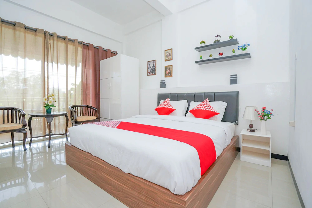 Central City Family Residence by OYO Rooms