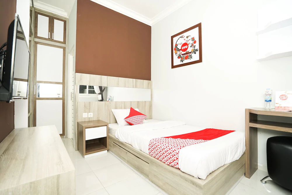 Cipunegara Residence By OYO Rooms