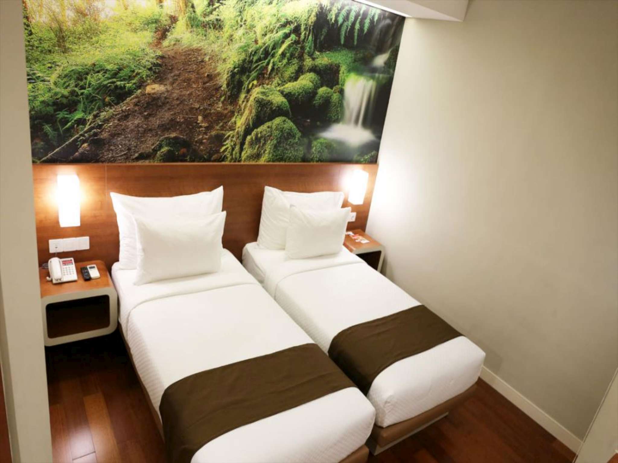 Citihub Hotel @Mayjend Sungkono, Surabaya