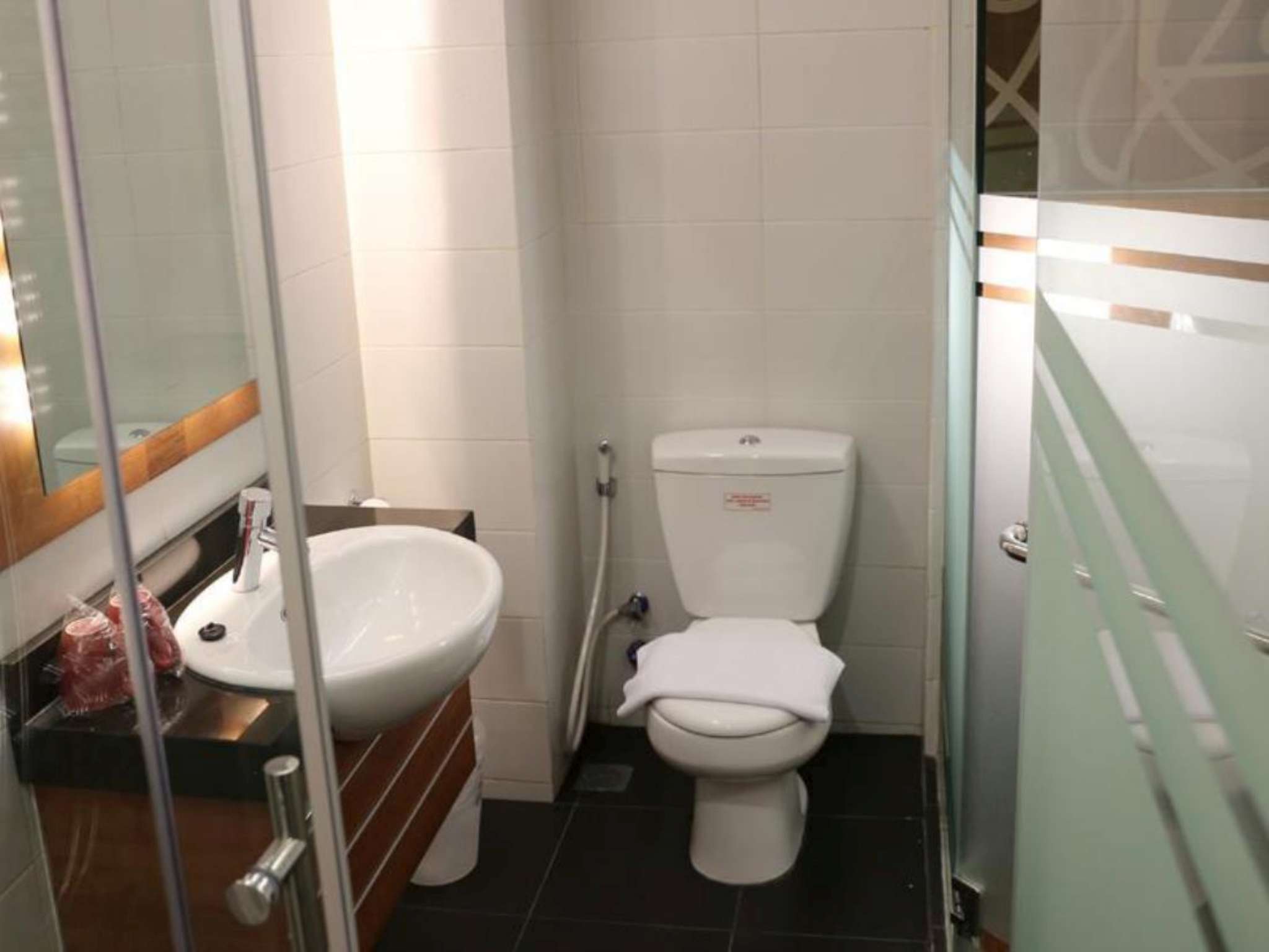 Citihub Hotel @Mayjend Sungkono, Surabaya