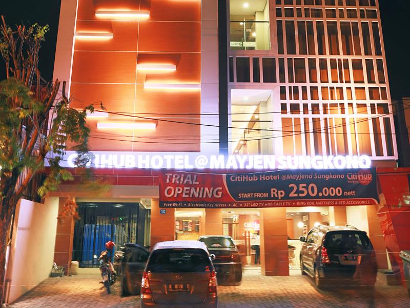 Citihub Hotel @Mayjend Sungkono, Surabaya