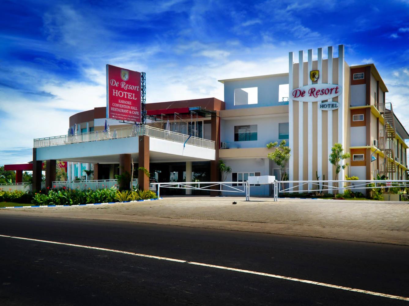 De Resort Hotel and Convention