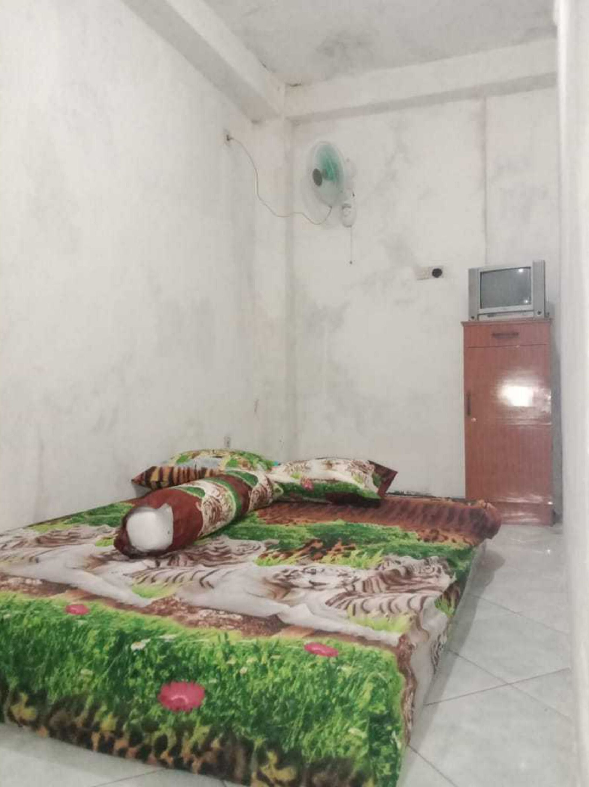 Express O 92104 Hotel Moris Syariah