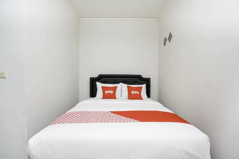 F7 Residence by OYO Rooms