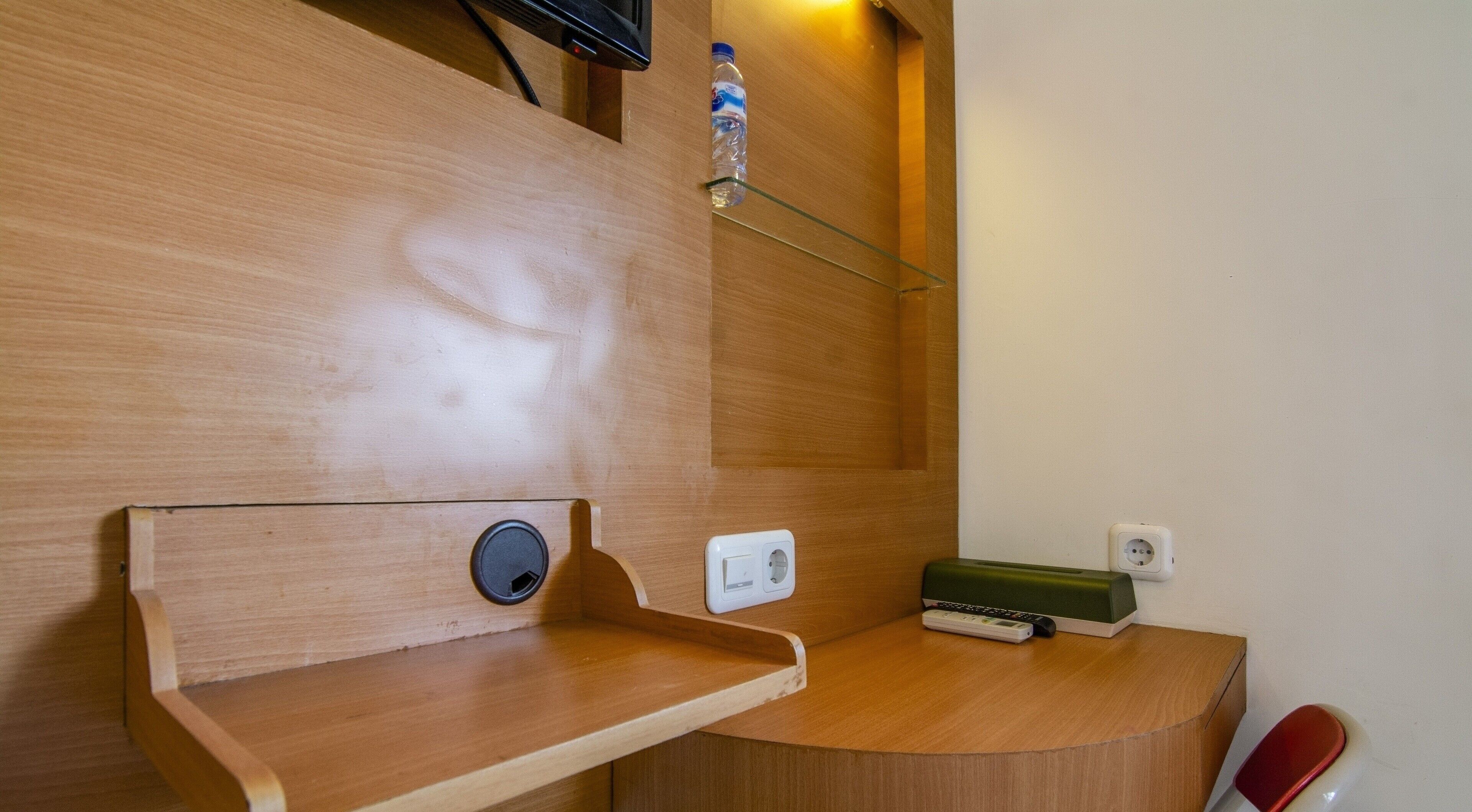 Family Guest House Kupang Baru by ZEN Rooms