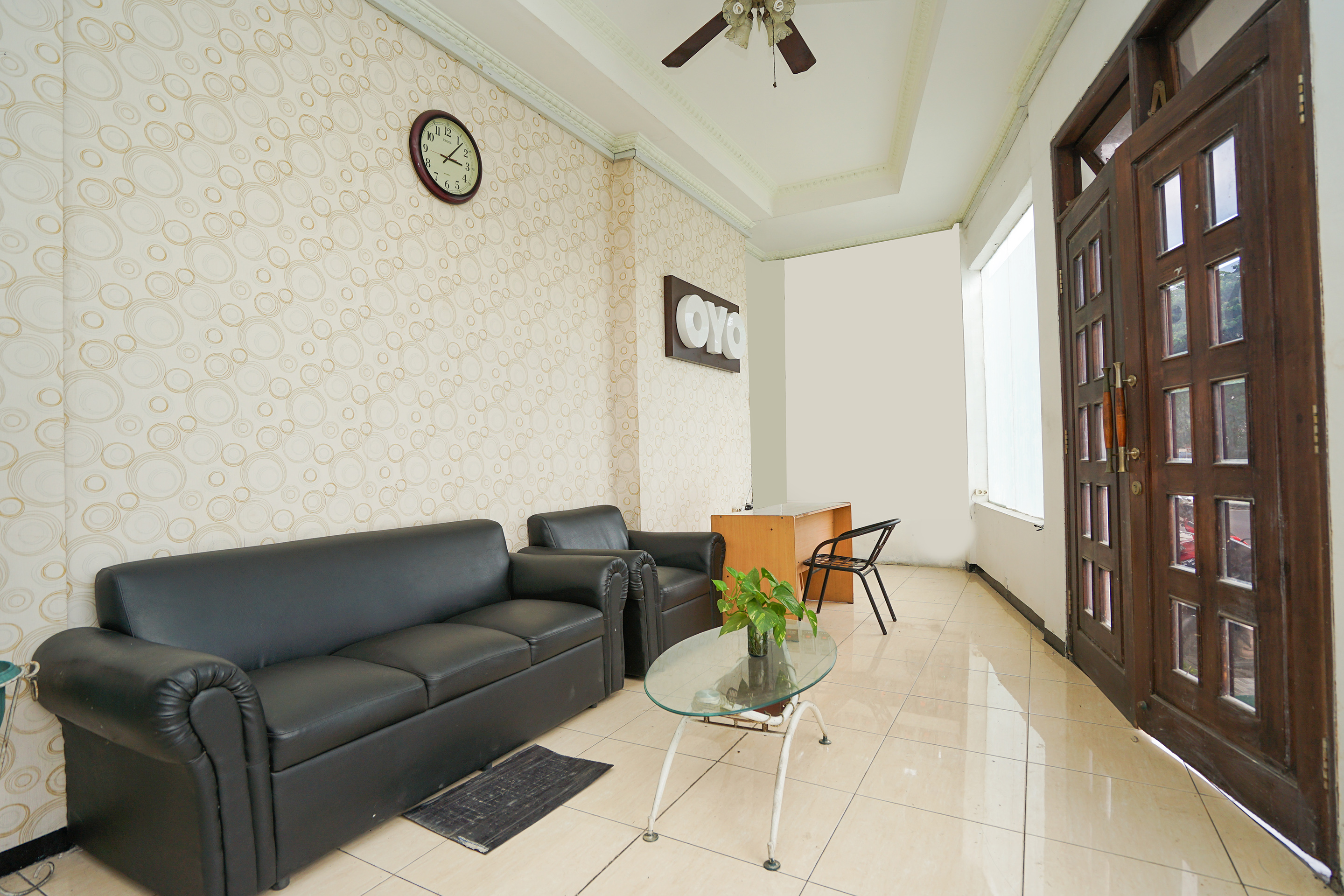 Grace Residence By OYO Rooms