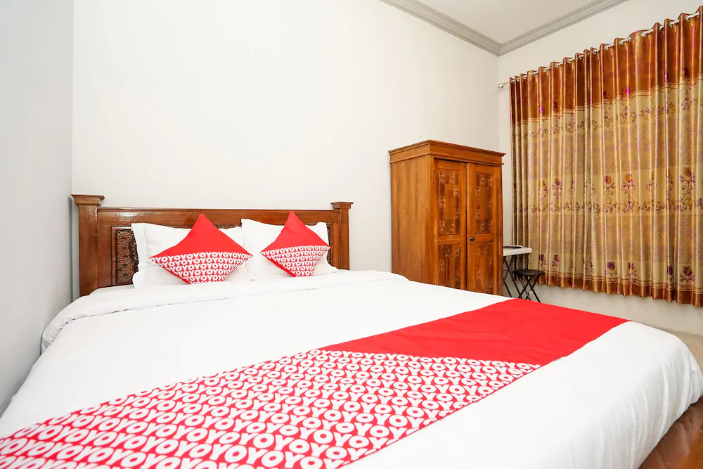 Griya Nina Syariah by OYO Rooms