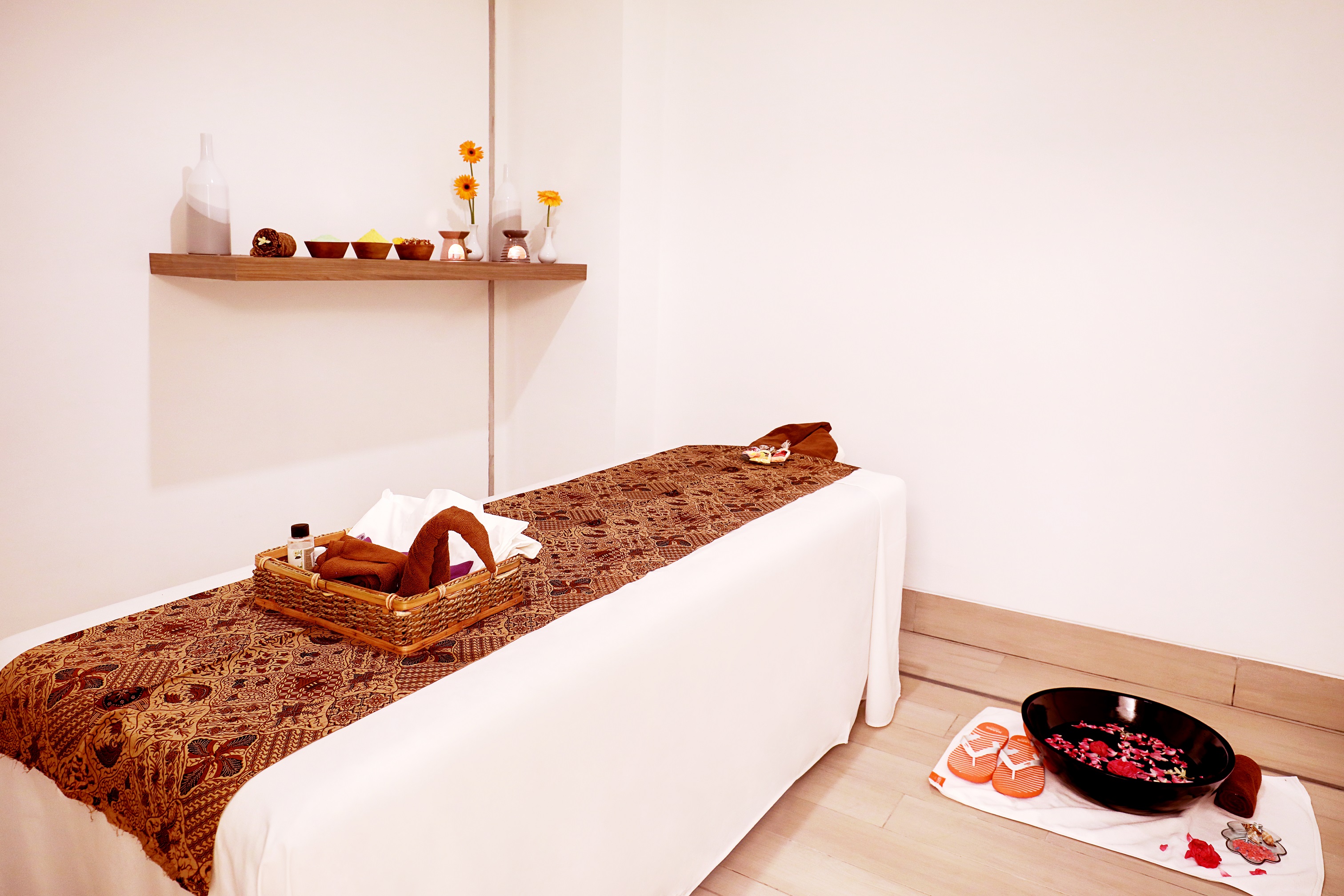 Harris Hotel & Conventions Roundabout Satellite Surabaya