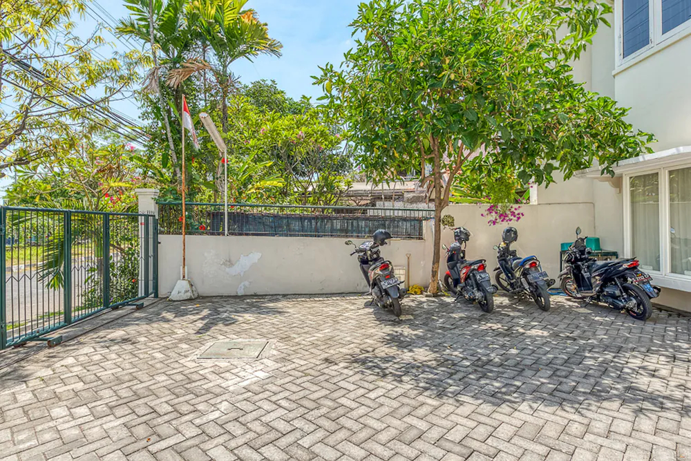 Home Stay Empat Lima by Reddoorz