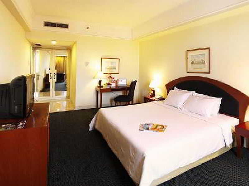 Hotel Arcadia Surabaya