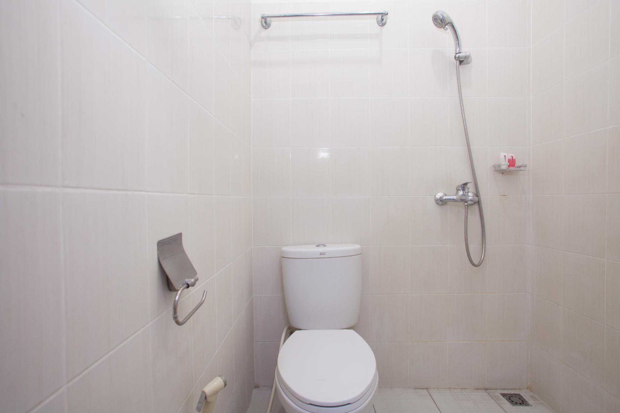 Hotel Djagalan Raya by RedDoorz