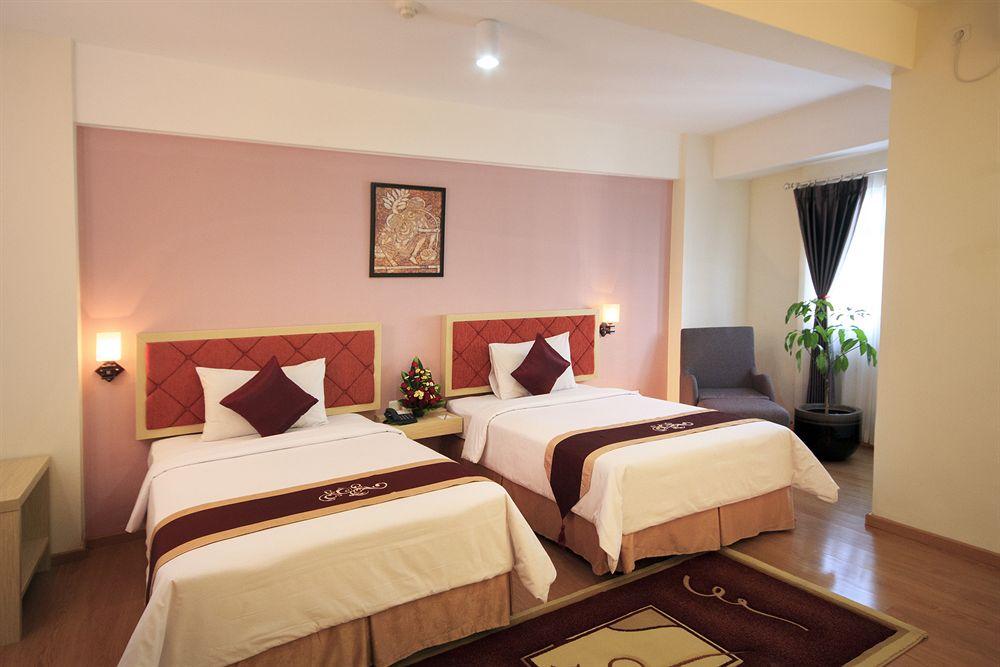 Hotel Gunawangsa Manyar