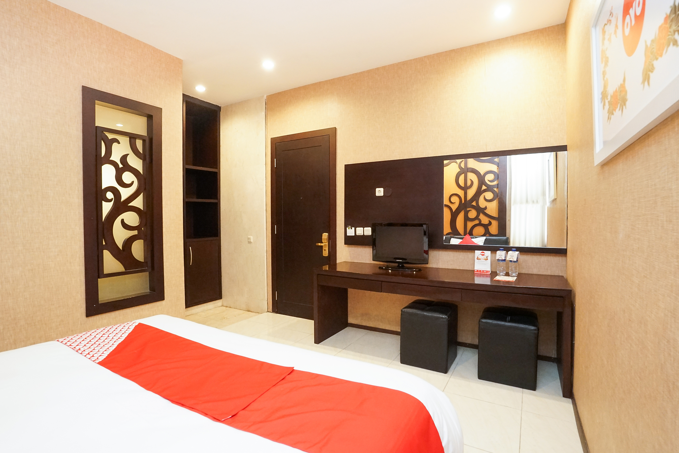 Istana Permata Ngagel by OYO Rooms