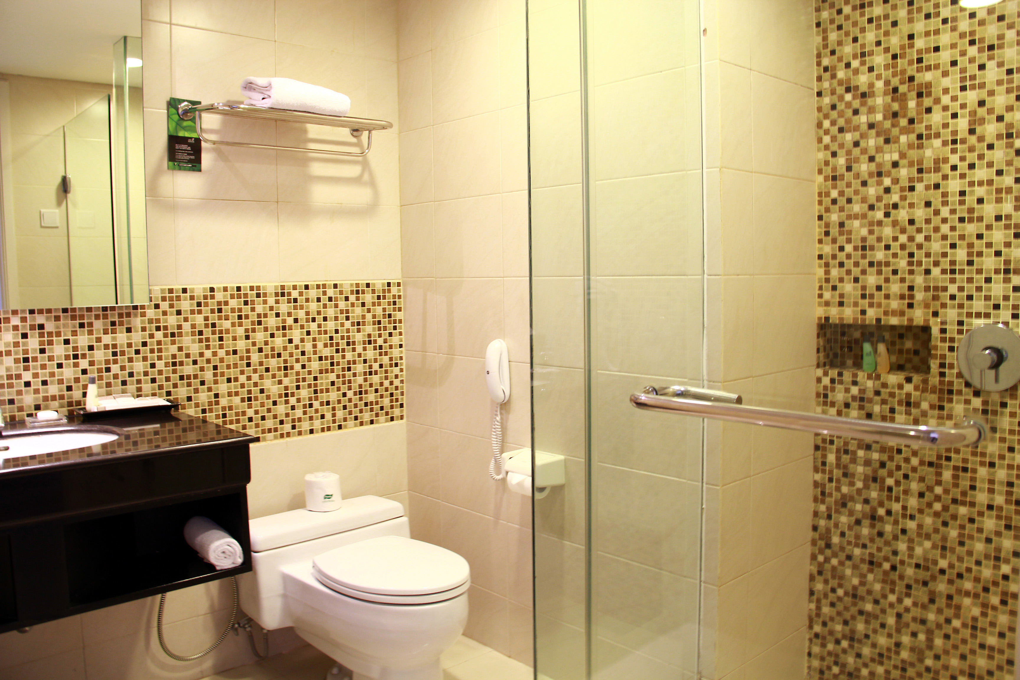 Java Paragon Hotel & Residence