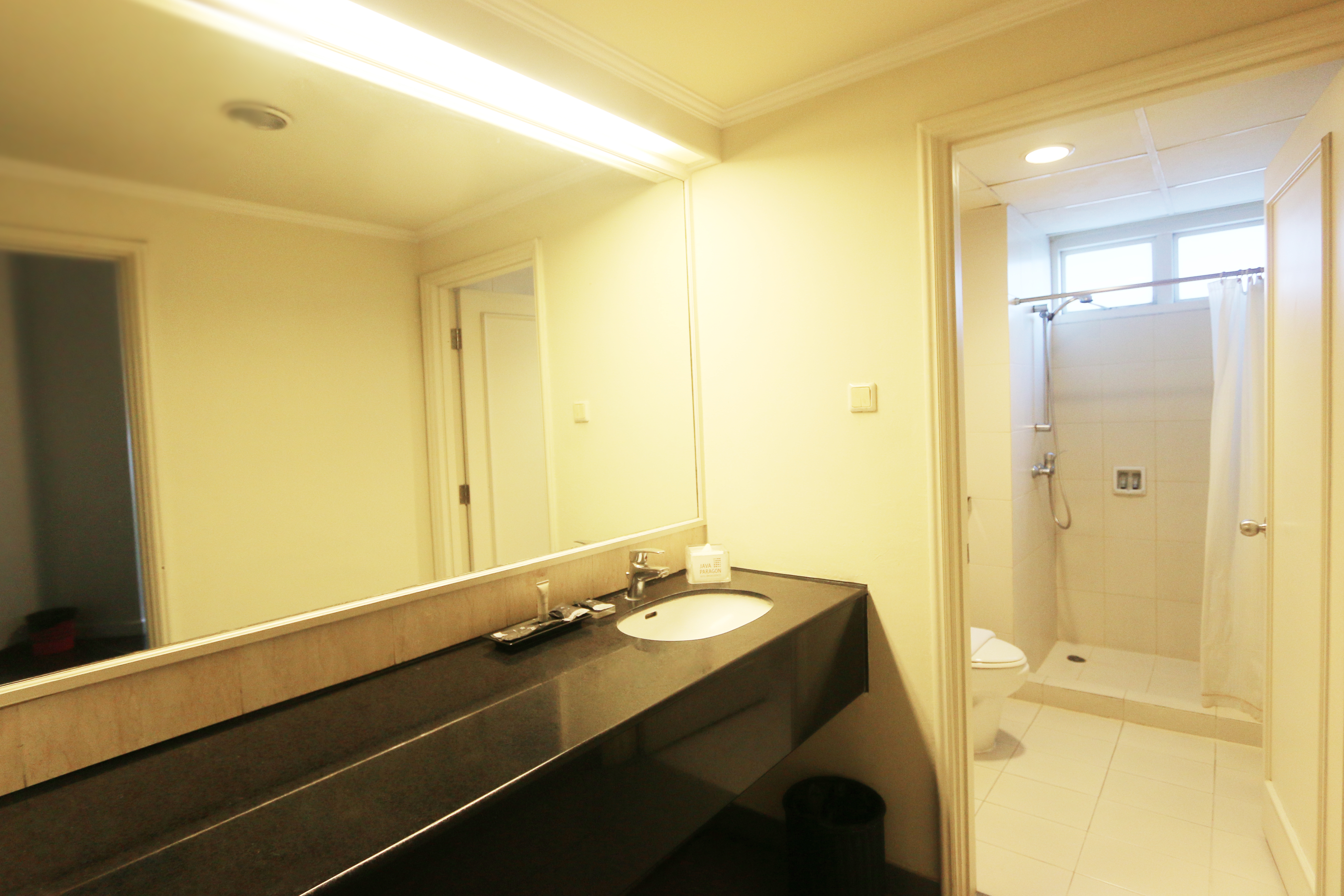 Java Paragon Hotel & Residence