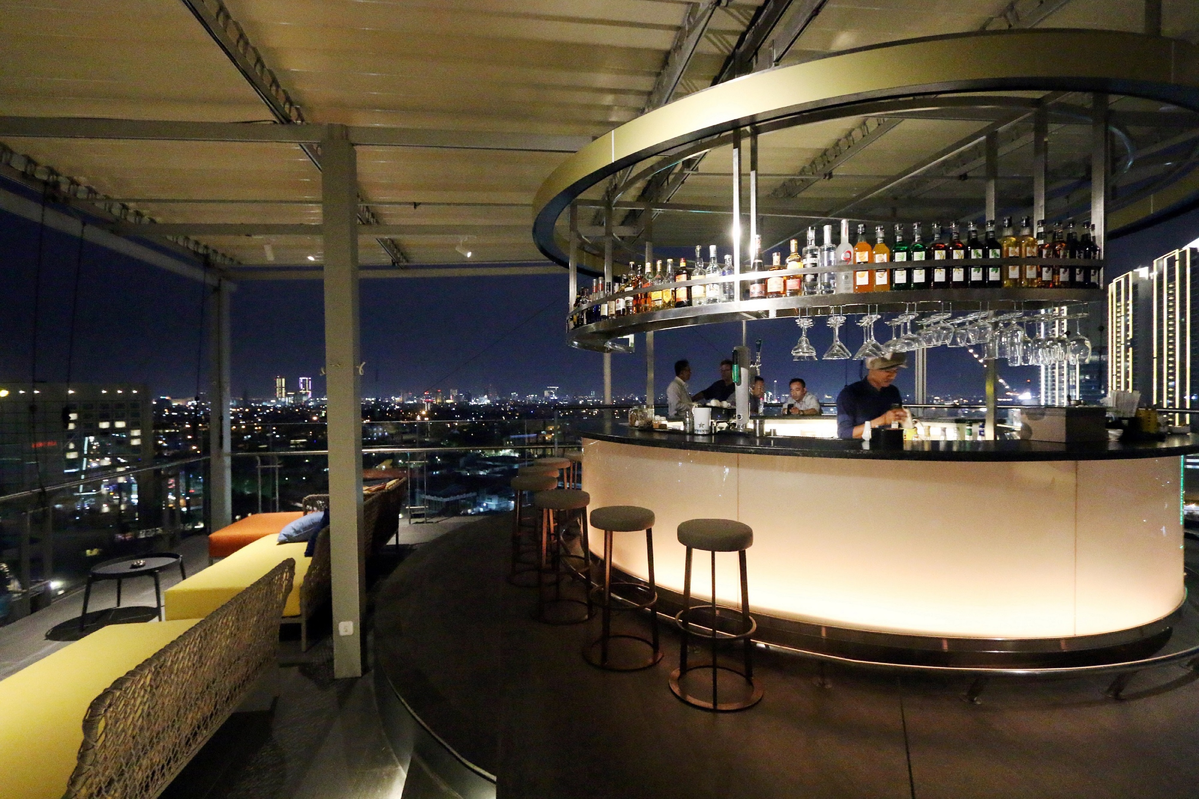 Java Paragon Hotel & Residence