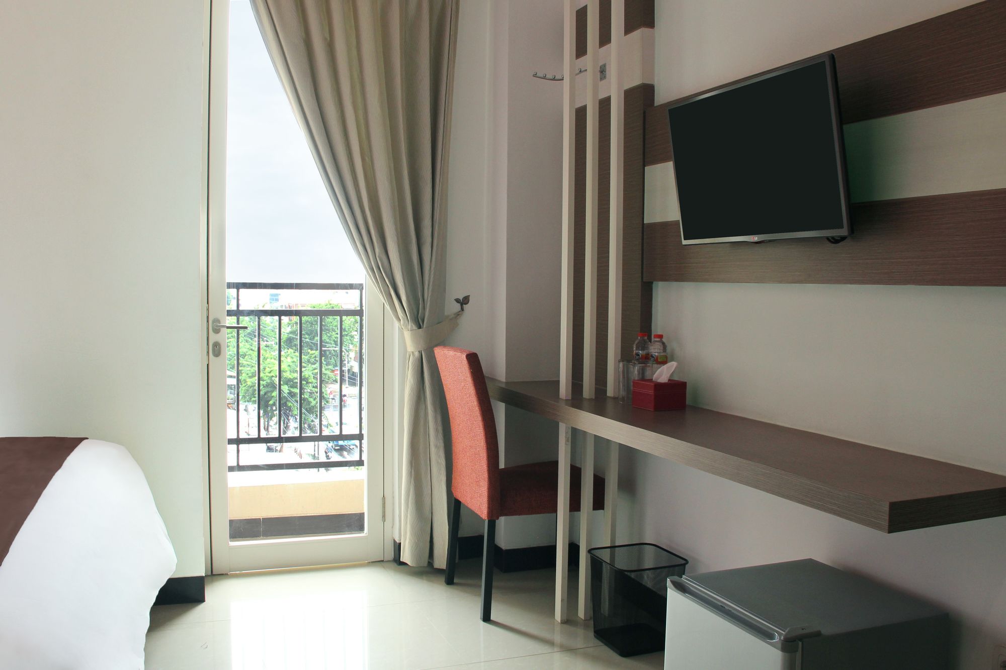 Luxpoint Hotel Surabaya