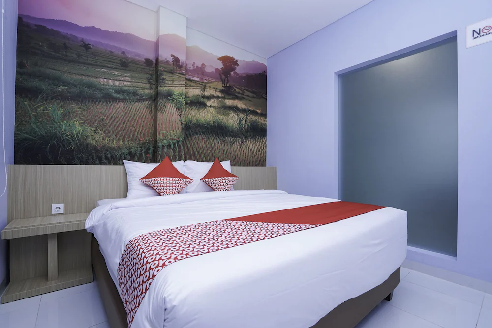 Miko Capsule Hotel by OYO Rooms