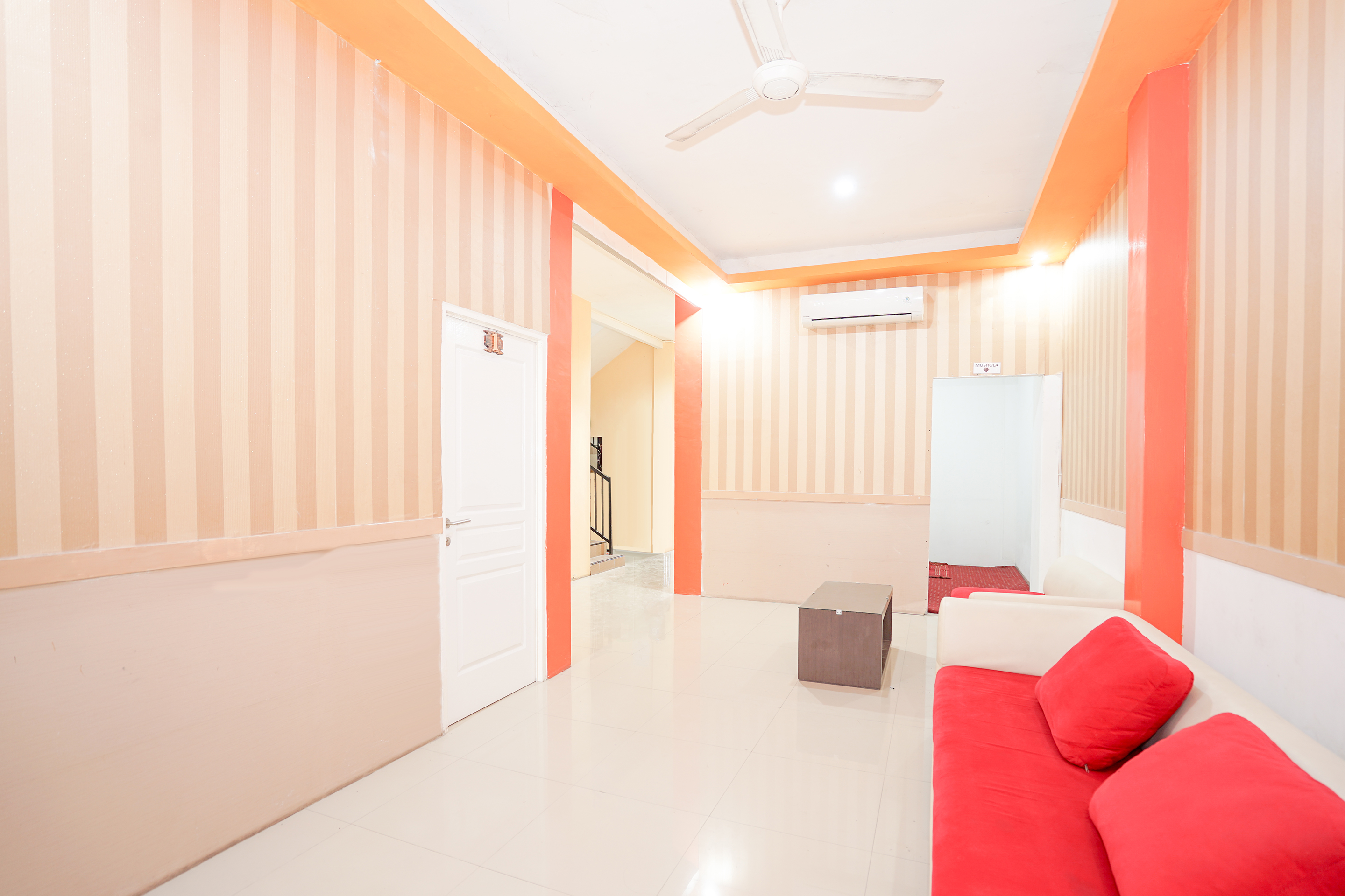 OYO 223 Penginapan Nabila