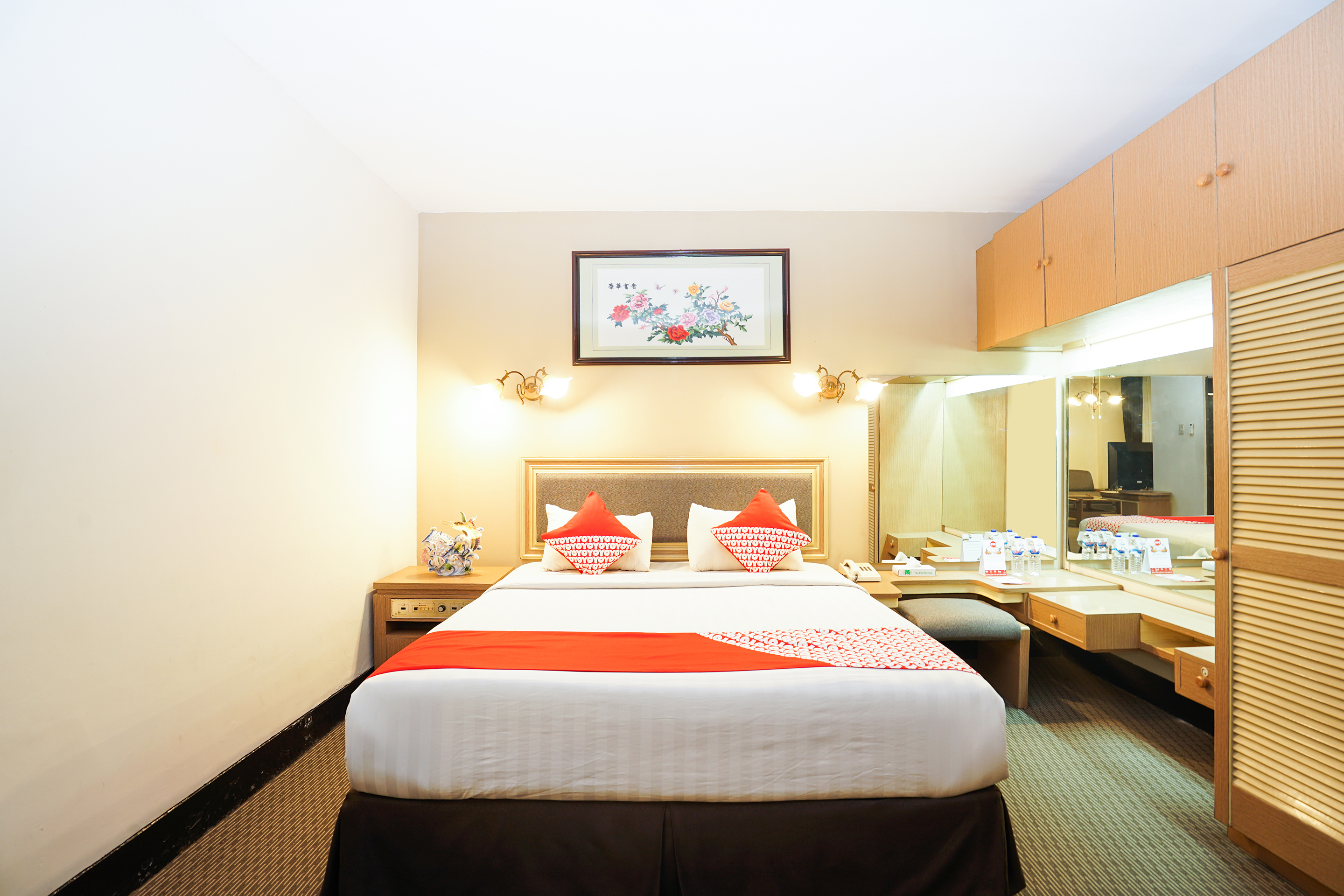 OYO 242 New Grand Park Hotel