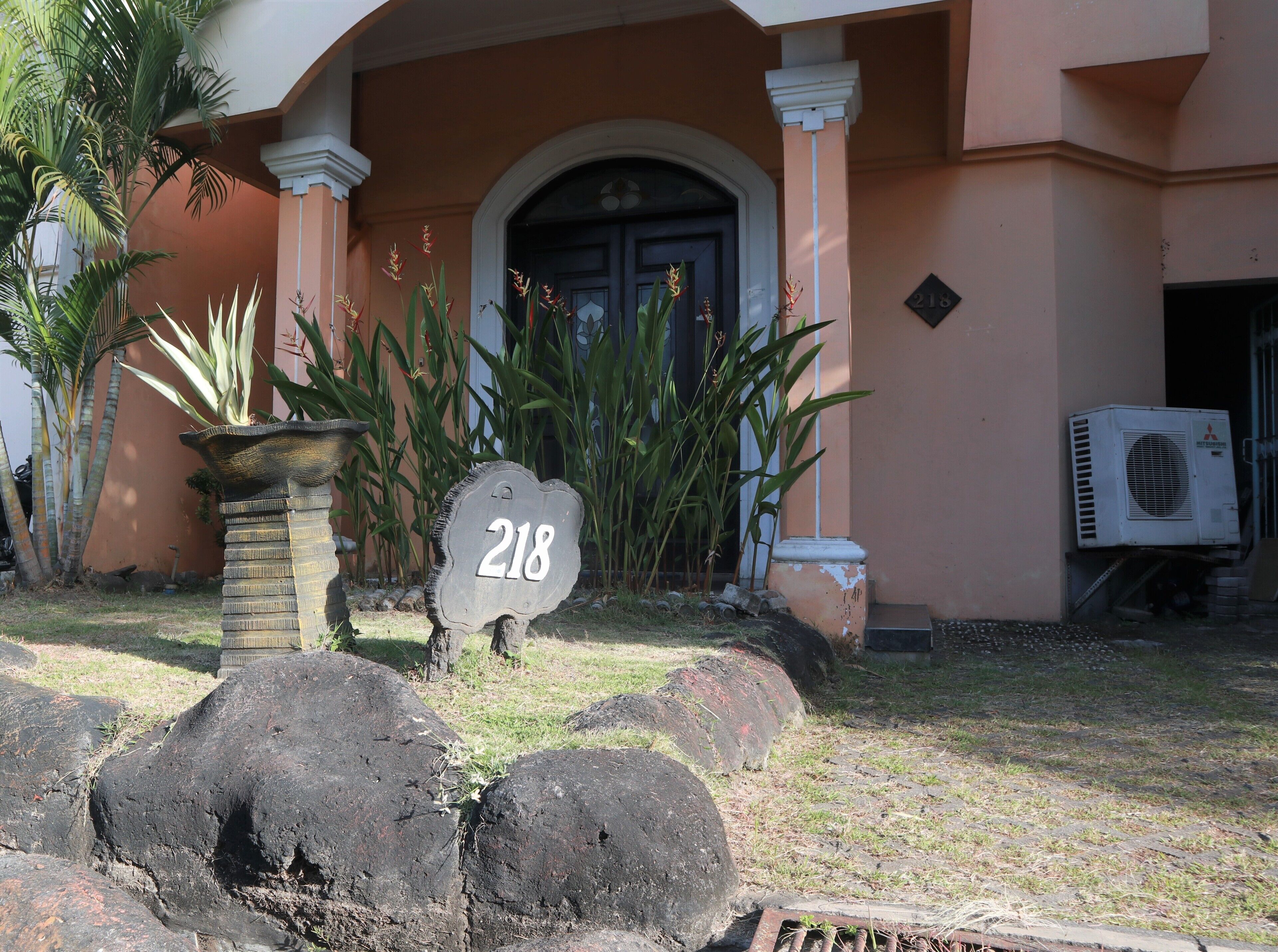 OYO 377 Istana Permata Juanda