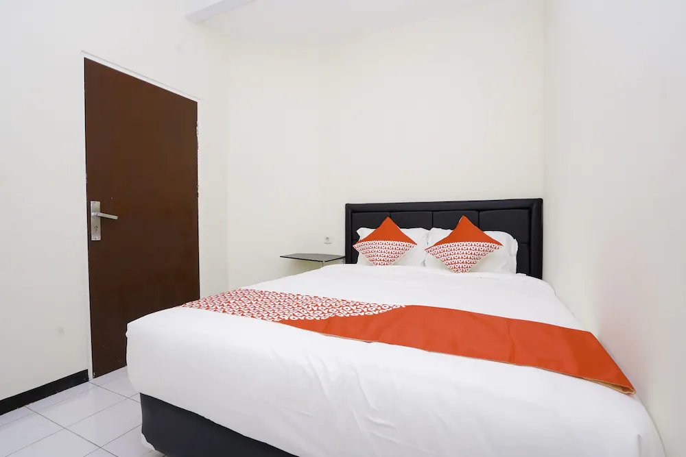 Prestige Residence by OYO Rooms