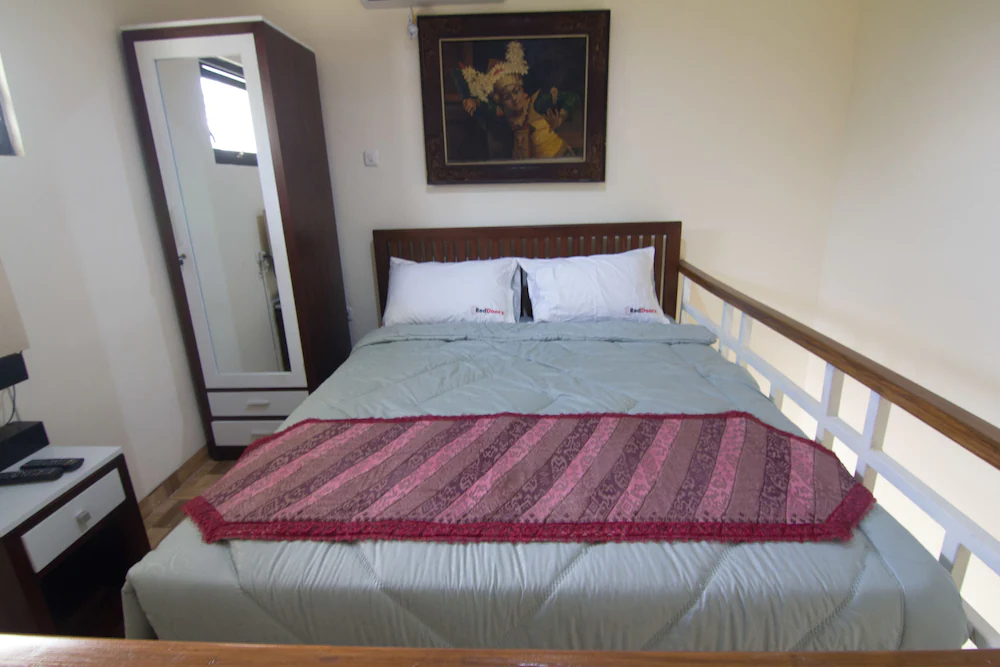 RedDoorz @ Mayjen Sungkono