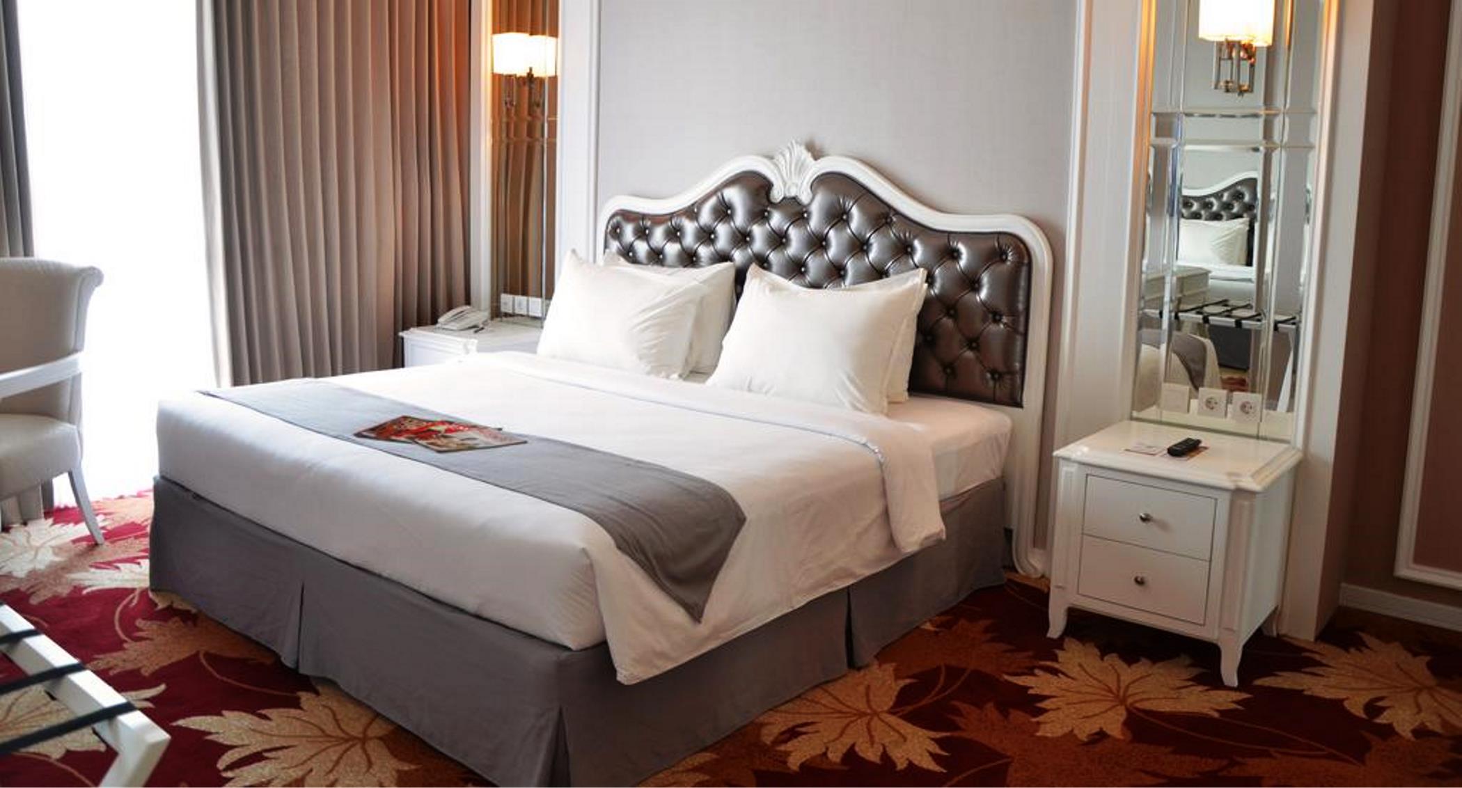 Golden Tulip Legacy Surabaya