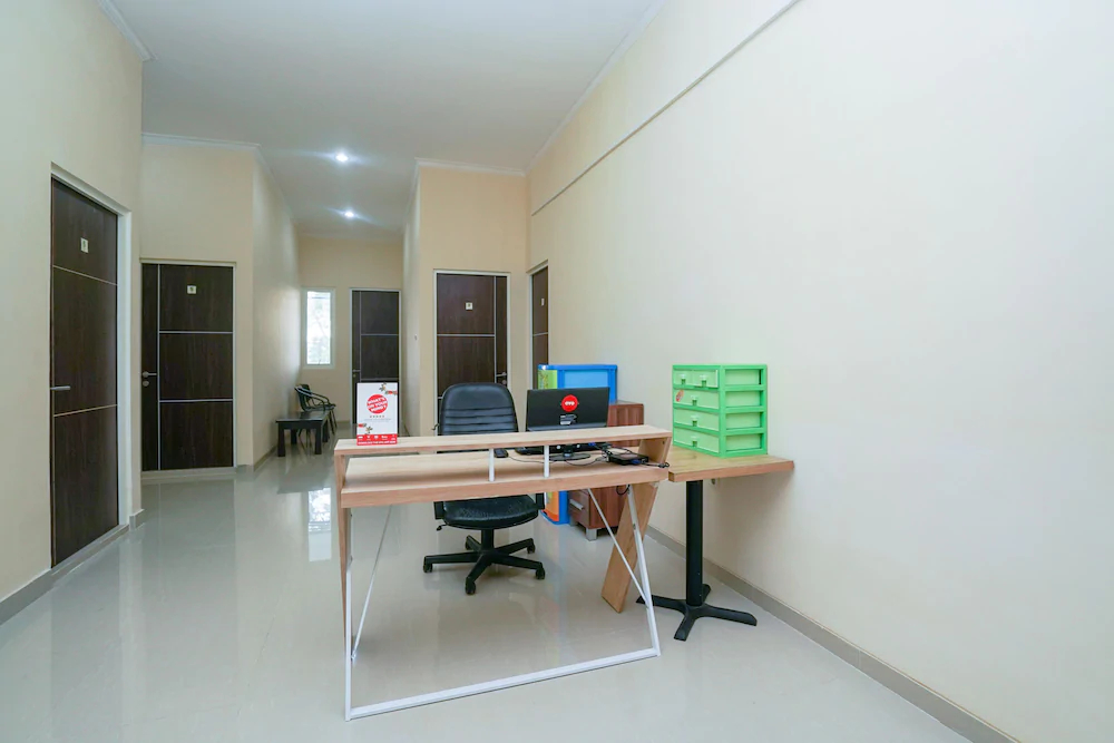 RedDoorz @ Sukomanunggal Surabaya