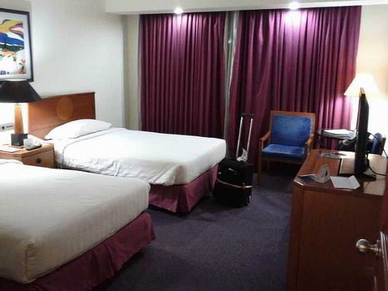 Surabaya Suites Hotel