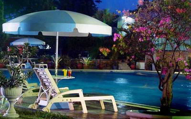 Surabaya Suites Hotel