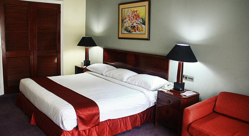 Surabaya Suites Hotel