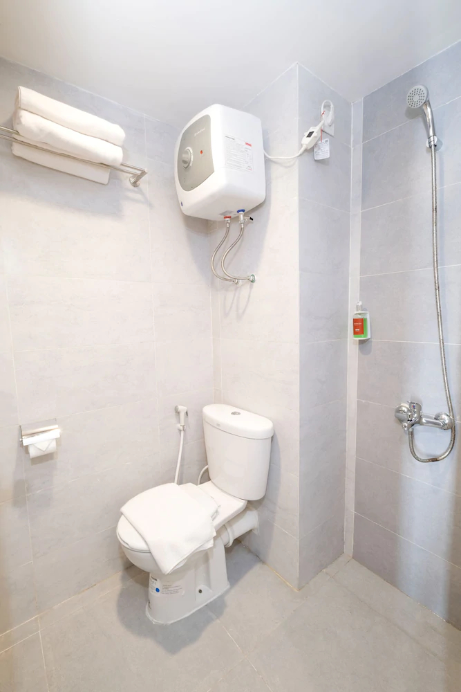 Taman Melati Merr by OYO Rooms