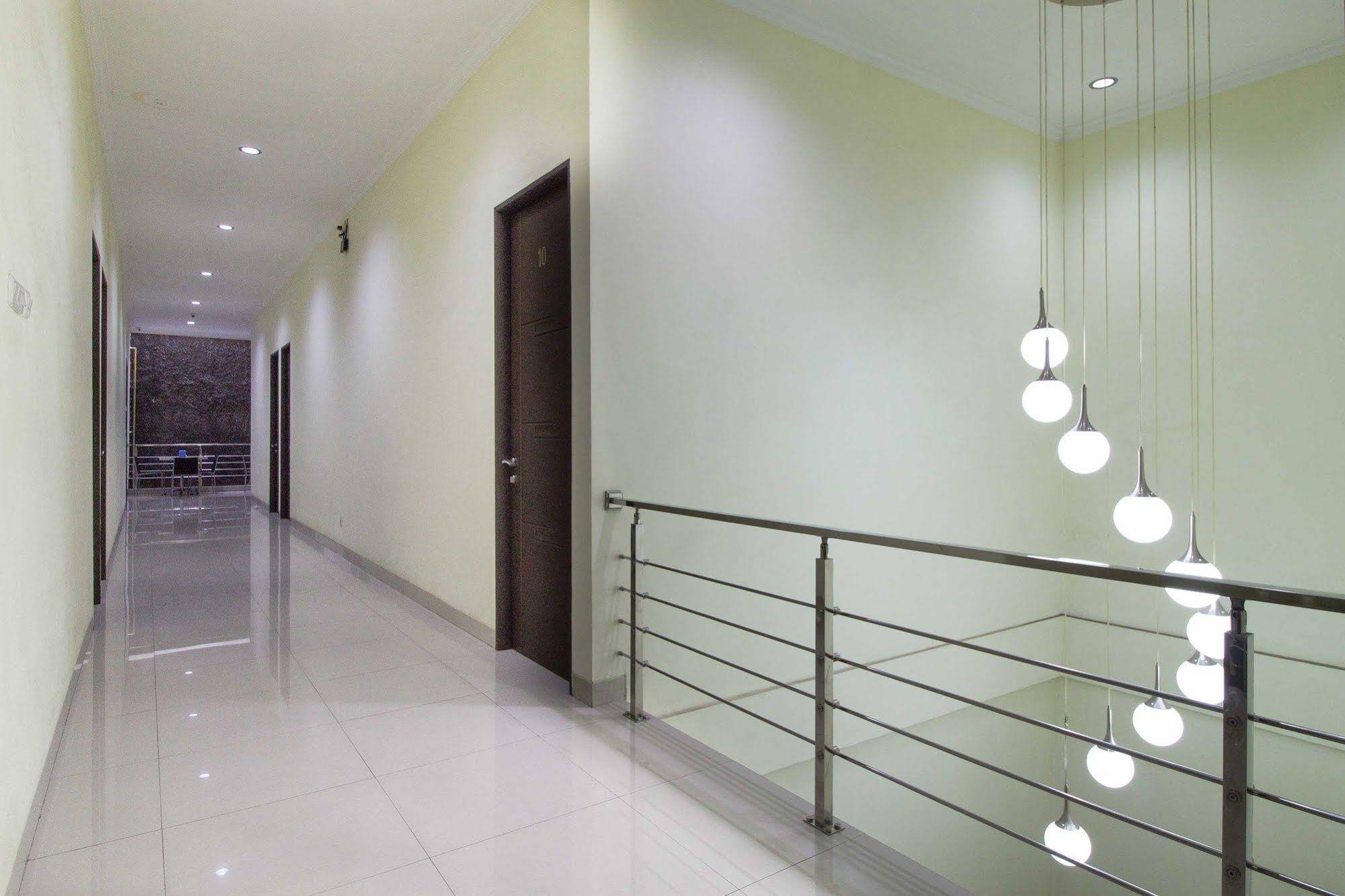 Toedjoeh Enam Homestay