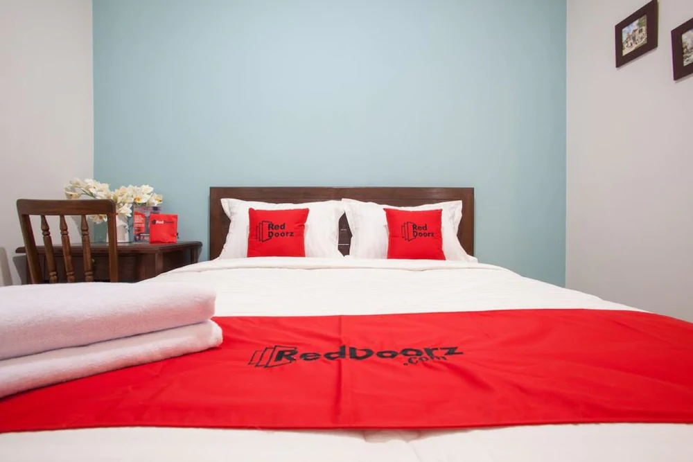 Unique's Guest House By RedDoorz